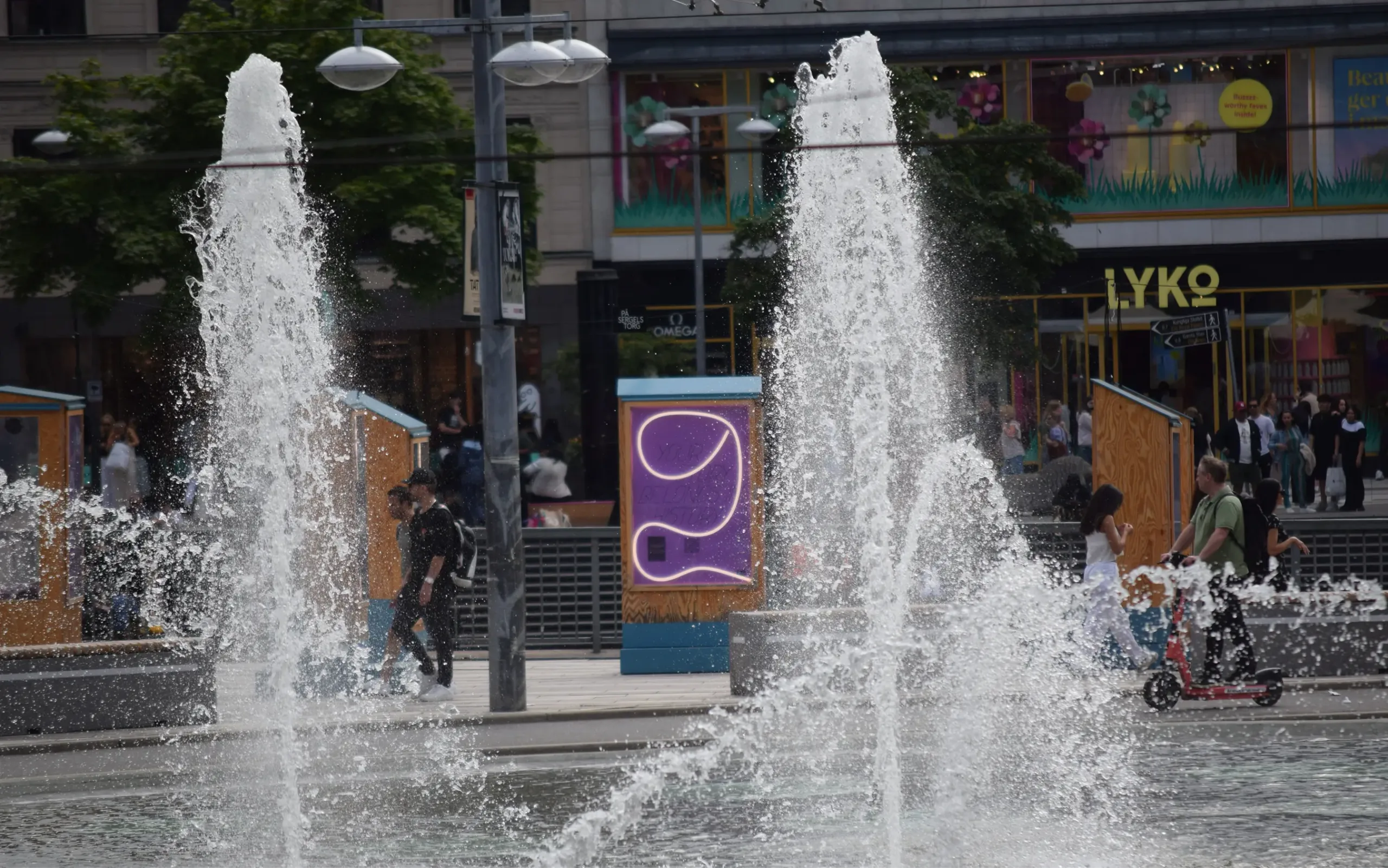 Unstraight memories - Fontän sergels torg
