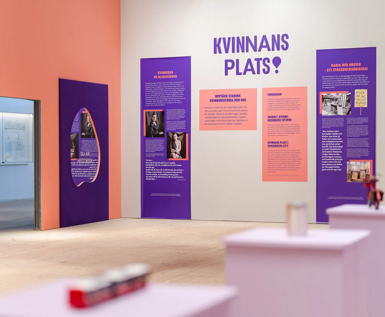 Människor som ritar på en människa